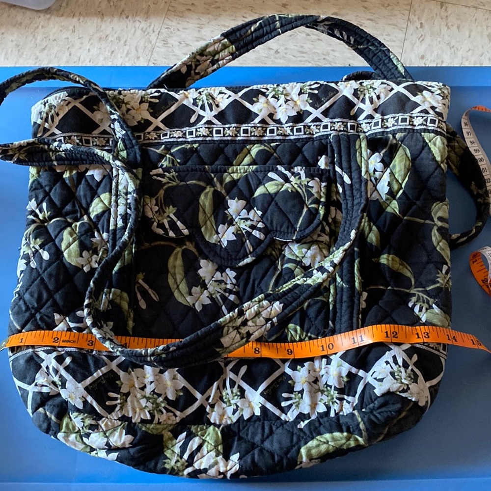EUC Vera Bradley purse